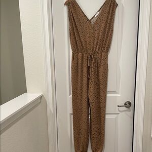 BUCKETLIST Tan Jumpsuit size medium